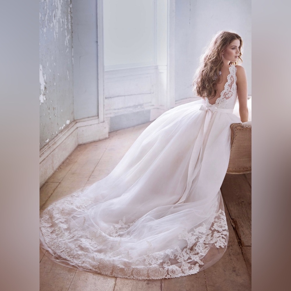 Jim Hjelm Ballgown Wedding Dress